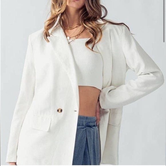 Halston Women's White Linen Blend Blazer - Picture 2 of 11